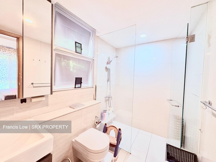 Prive (D19), Condominium #561186551